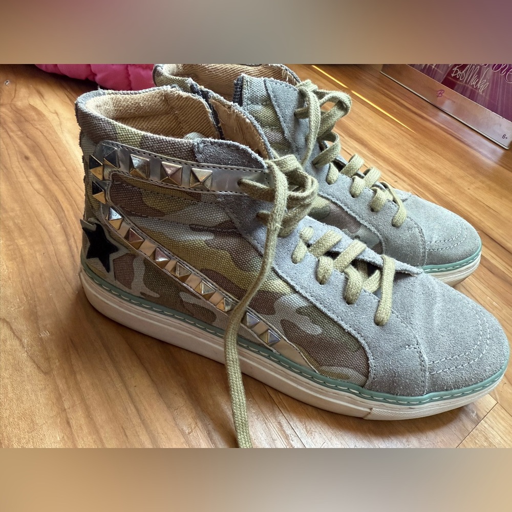 Myra Bag Camo High-Top Sneakers with Metallic Studs